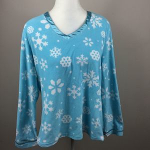 Secret Treasures Snowflake Fleece Sleepshirt